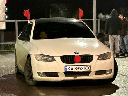 Білий БМВ 3 Серія, об'ємом двигуна 2 л та пробігом 24600 тис. км за 8500 $, фото 1 на Automoto.ua