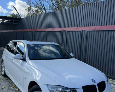 Белый БМВ 3 Серия, объемом двигателя 2 л и пробегом 390 тыс. км за 7800 $, фото 1 на Automoto.ua