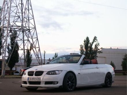 БМВ 3 Серія 2009 у Києві на Automoto.ua Білий БМВ 3 Серія, об'ємом двигуна 3 л та пробігом 128 тис. км за 11500 $, фото 1 на Automoto.ua