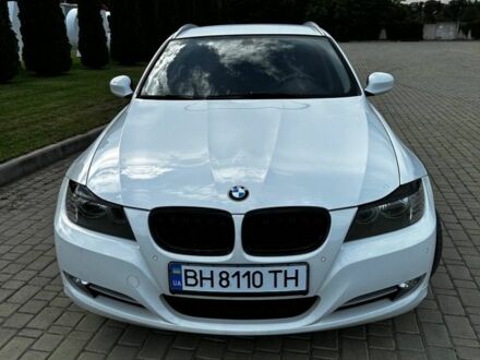 БМВ 3 Серия 2010 в Одессе на Automoto.ua Белый БМВ 3 Серия, объемом двигателя 2 л и пробегом 338 тыс. км за 9200 $, фото 1 на Automoto.ua