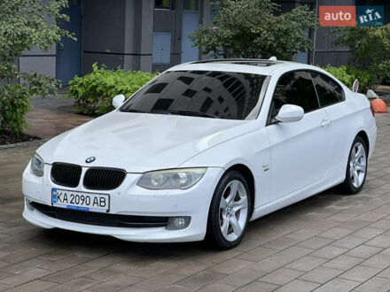 БМВ 3 Серия 2010 в Киеве на Automoto.ua Белый БМВ 3 Серия, объемом двигателя 3 л и пробегом 210 тыс. км за 9900 $, фото 1 на Automoto.ua