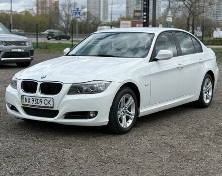 Белый БМВ 3 Серия, объемом двигателя 2 л и пробегом 93 тыс. км за 11000 $, фото 1 на Automoto.ua