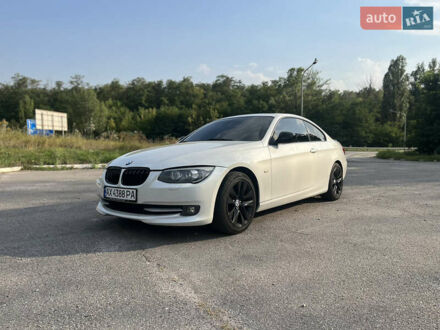 БМВ 3 Серия 2011 в Харькове на Automoto.ua Белый БМВ 3 Серия, объемом двигателя 3 л и пробегом 214 тыс. км за 11500 $, фото 1 на Automoto.ua