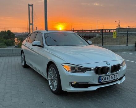Белый БМВ 3 Серия, объемом двигателя 2 л и пробегом 200 тыс. км за 12900 $, фото 1 на Automoto.ua
