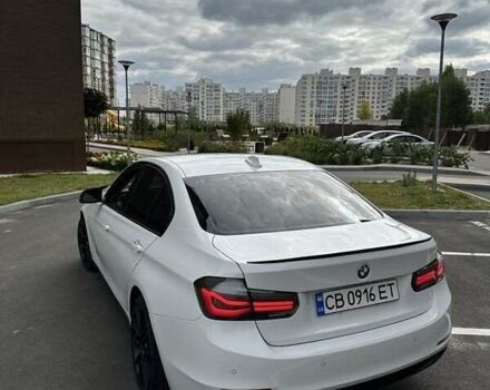 Білий БМВ 3 Серія, об'ємом двигуна 2 л та пробігом 296 тис. км за 12600 $, фото 1 на Automoto.ua