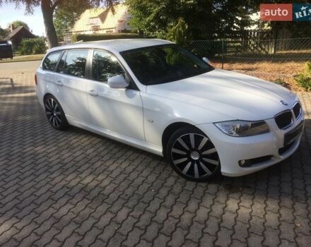Белый БМВ 3 Серия, объемом двигателя 2 л и пробегом 210 тыс. км за 8500 $, фото 1 на Automoto.ua