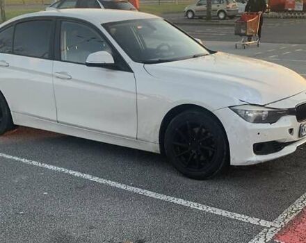 БМВ 3 Серія 2012 у Києві на Automoto.ua Білий БМВ 3 Серія, об'ємом двигуна 2 л та пробігом 135 тис. км за 14500 $, фото 1 на Automoto.ua