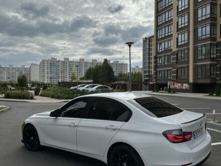 Білий БМВ 3 Серія, об'ємом двигуна 2 л та пробігом 296 тис. км за 12600 $, фото 1 на Automoto.ua