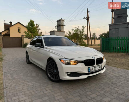 Белый БМВ 3 Серия, объемом двигателя 2 л и пробегом 210 тыс. км за 10700 $, фото 1 на Automoto.ua