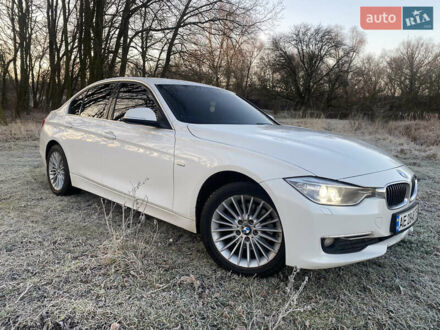 БМВ 3 Серия 2012 в Кривом Роге на Automoto.ua Белый БМВ 3 Серия, объемом двигателя 2 л и пробегом 230 тыс. км за 13700 $, фото 1 на Automoto.ua