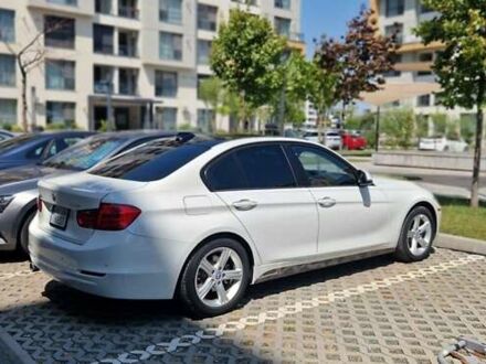 Белый БМВ 3 Серия, объемом двигателя 2 л и пробегом 159 тыс. км за 12500 $, фото 1 на Automoto.ua