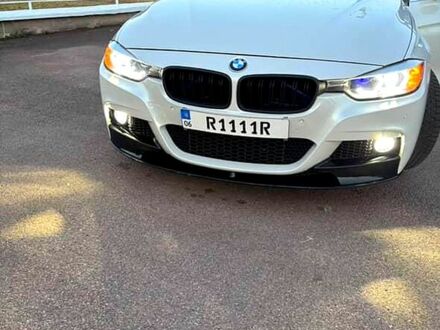 Белый БМВ 3 Серия, объемом двигателя 2 л и пробегом 297 тыс. км за 11000 $, фото 1 на Automoto.ua