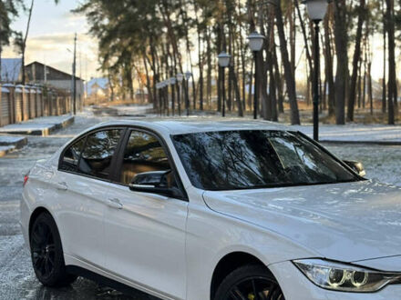 Белый БМВ 3 Серия, объемом двигателя 2 л и пробегом 270 тыс. км за 13000 $, фото 1 на Automoto.ua