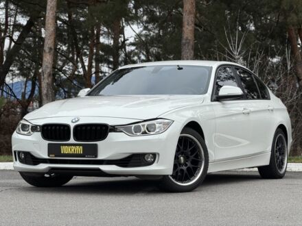 Белый БМВ 3 Серия, объемом двигателя 2 л и пробегом 106 тыс. км за 13350 $, фото 1 на Automoto.ua