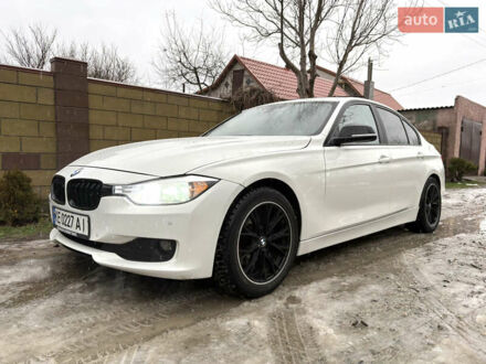 Белый БМВ 3 Серия, объемом двигателя 2 л и пробегом 140 тыс. км за 13000 $, фото 1 на Automoto.ua