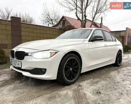 Белый БМВ 3 Серия, объемом двигателя 2 л и пробегом 140 тыс. км за 13000 $, фото 1 на Automoto.ua