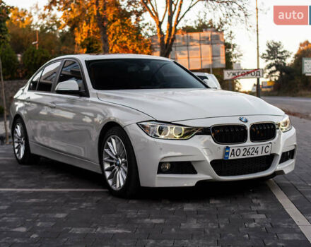 Білий БМВ 3 Серія, об'ємом двигуна 2 л та пробігом 140 тис. км за 12500 $, фото 1 на Automoto.ua