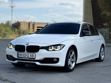 Белый БМВ 3 Серия, объемом двигателя 2 л и пробегом 220 тыс. км за 14800 $, фото 1 на Automoto.ua
