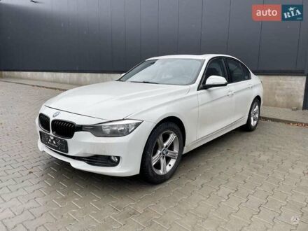Белый БМВ 3 Серия, объемом двигателя 2 л и пробегом 181 тыс. км за 13500 $, фото 1 на Automoto.ua