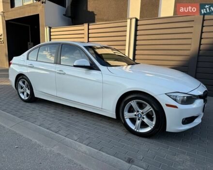 Белый БМВ 3 Серия, объемом двигателя 2 л и пробегом 237 тыс. км за 13800 $, фото 1 на Automoto.ua