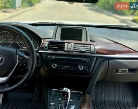 Белый БМВ 3 Серия, объемом двигателя 2 л и пробегом 217 тыс. км за 11500 $, фото 1 на Automoto.ua