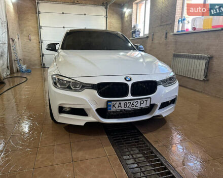 Белый БМВ 3 Серия, объемом двигателя 2 л и пробегом 214 тыс. км за 14500 $, фото 1 на Automoto.ua