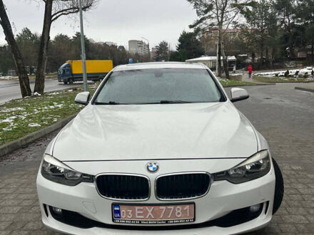 Белый БМВ 3 Серия, объемом двигателя 2 л и пробегом 160 тыс. км за 11800 $, фото 1 на Automoto.ua