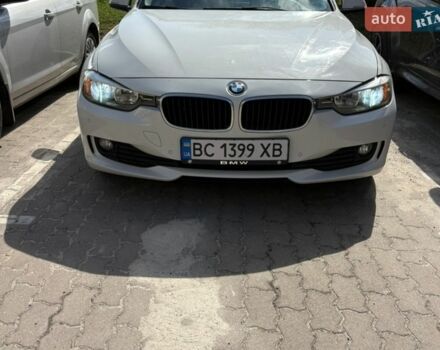Белый БМВ 3 Серия, объемом двигателя 2 л и пробегом 257 тыс. км за 13800 $, фото 1 на Automoto.ua