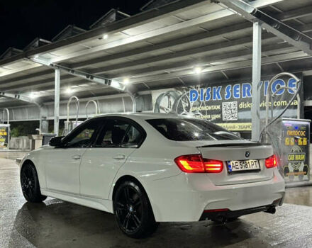 Белый БМВ 3 Серия, объемом двигателя 3 л и пробегом 165 тыс. км за 14800 $, фото 1 на Automoto.ua