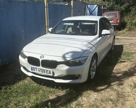 Белый БМВ 3 Серия, объемом двигателя 2 л и пробегом 210 тыс. км за 10712 $, фото 1 на Automoto.ua