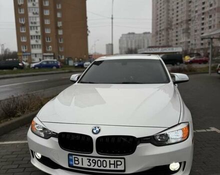 Білий БМВ 3 Серія, об'ємом двигуна 2 л та пробігом 237 тис. км за 13500 $, фото 1 на Automoto.ua