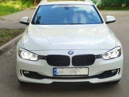БМВ 3 Серія 2014 у Мелитополе на Automoto.ua Білий БМВ 3 Серія, об'ємом двигуна 2 л та пробігом 115 тис. км за 22800 $, фото 1 на Automoto.ua