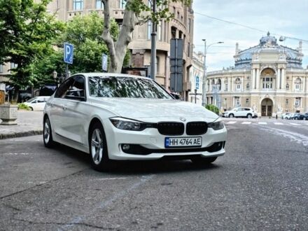 Білий БМВ 3 Серія, об'ємом двигуна 2 л та пробігом 250 тис. км за 9905 $, фото 1 на Automoto.ua