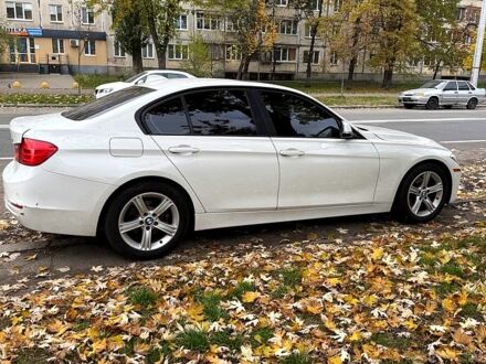 Белый БМВ 3 Серия, объемом двигателя 2 л и пробегом 105 тыс. км за 12700 $, фото 1 на Automoto.ua