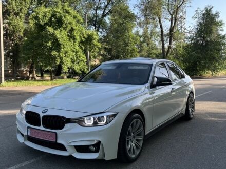 БМВ 3 Серия 2015 в Кривом Роге на Automoto.ua Белый БМВ 3 Серия, объемом двигателя 2 л и пробегом 193 тыс. км за 15300 $, фото 1 на Automoto.ua