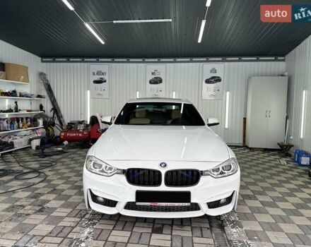 Белый БМВ 3 Серия, объемом двигателя 2 л и пробегом 165 тыс. км за 15700 $, фото 1 на Automoto.ua