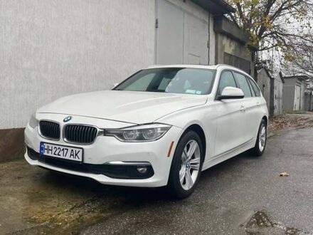 Белый БМВ 3 Серия, объемом двигателя 2 л и пробегом 213 тыс. км за 15000 $, фото 1 на Automoto.ua