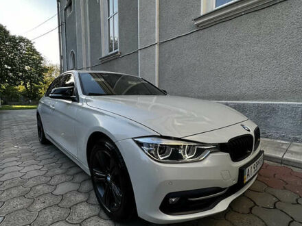 Белый БМВ 3 Серия, объемом двигателя 2 л и пробегом 150 тыс. км за 18200 $, фото 1 на Automoto.ua