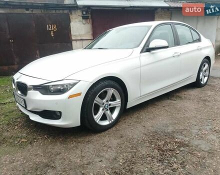 Білий БМВ 3 Серія, об'ємом двигуна 2 л та пробігом 141 тис. км за 13700 $, фото 1 на Automoto.ua
