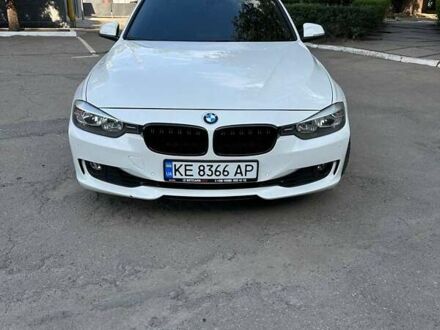 Белый БМВ 3 Серия, объемом двигателя 2 л и пробегом 130 тыс. км за 13500 $, фото 1 на Automoto.ua