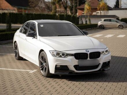 Белый БМВ 3 Серия, объемом двигателя 2 л и пробегом 147 тыс. км за 243 $, фото 1 на Automoto.ua