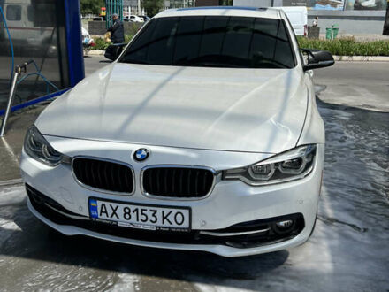 Белый БМВ 3 Серия, объемом двигателя 2 л и пробегом 233 тыс. км за 15000 $, фото 1 на Automoto.ua