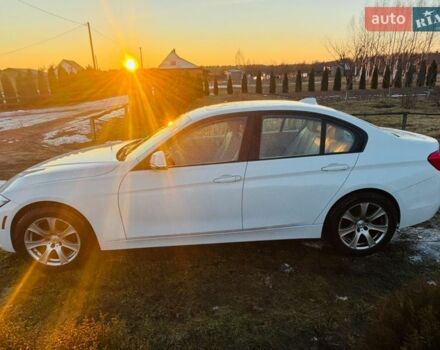 Белый БМВ 3 Серия, объемом двигателя 2 л и пробегом 200 тыс. км за 12500 $, фото 1 на Automoto.ua