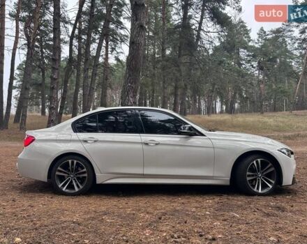 Белый БМВ 3 Серия, объемом двигателя 2 л и пробегом 125 тыс. км за 18400 $, фото 1 на Automoto.ua