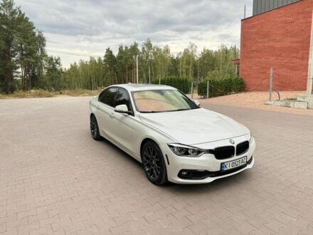Білий БМВ 3 Серія, об'ємом двигуна 2 л та пробігом 124 тис. км за 19500 $, фото 1 на Automoto.ua
