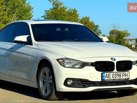 Білий БМВ 3 Серія, об'ємом двигуна 2 л та пробігом 135 тис. км за 14000 $, фото 1 на Automoto.ua
