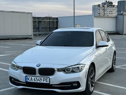 Белый БМВ 3 Серия, объемом двигателя 2 л и пробегом 98 тыс. км за 19700 $, фото 1 на Automoto.ua