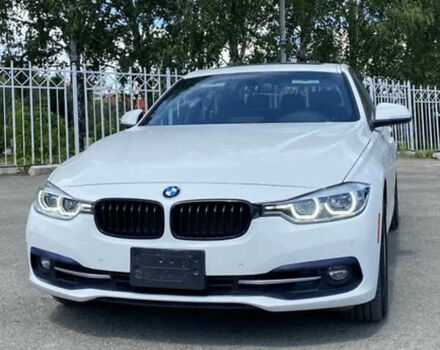 Белый БМВ 3 Серия, объемом двигателя 2 л и пробегом 130 тыс. км за 13500 $, фото 1 на Automoto.ua