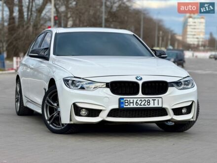 Білий БМВ 3 Серія, об'ємом двигуна 2 л та пробігом 140 тис. км за 12200 $, фото 1 на Automoto.ua