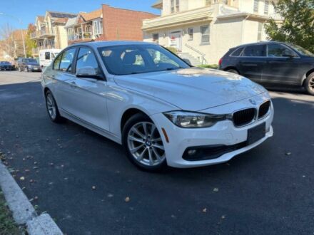 Белый БМВ 3 Серия, объемом двигателя 2 л и пробегом 52 тыс. км за 9900 $, фото 1 на Automoto.ua